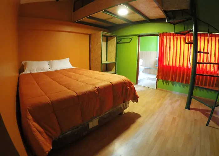 Hostel Conde House