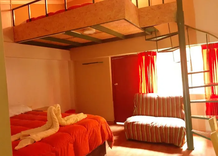 Conde House Hostel *