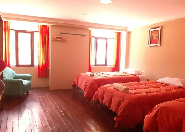 Conde House Hostel *